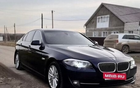 BMW 5 серия, 2012 год, 1 530 000 рублей, 2 фотография