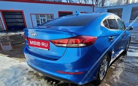 Hyundai Elantra VI рестайлинг, 2017 год, 1 550 000 рублей, 4 фотография