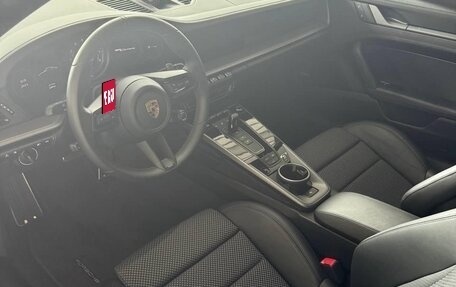 Porsche 911, 2021 год, 13 090 000 рублей, 15 фотография