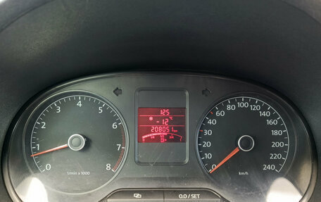 Volkswagen Polo VI (EU Market), 2011 год, 425 000 рублей, 13 фотография