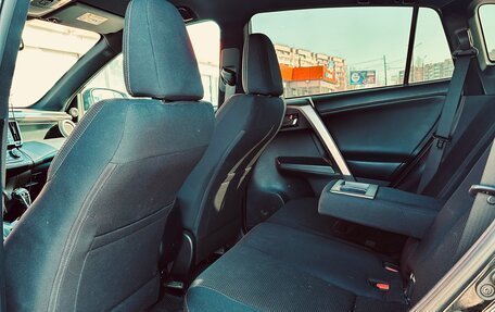 Toyota RAV4, 2018 год, 3 000 000 рублей, 12 фотография