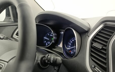 Hyundai Santa Fe III рестайлинг, 2016 год, 2 000 000 рублей, 13 фотография