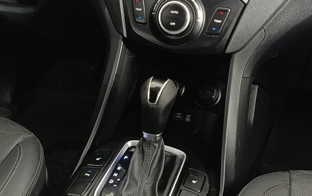 Hyundai Santa Fe III рестайлинг, 2016 год, 2 000 000 рублей, 14 фотография