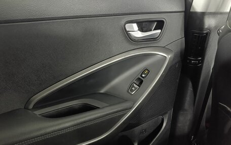 Hyundai Santa Fe III рестайлинг, 2016 год, 2 000 000 рублей, 18 фотография