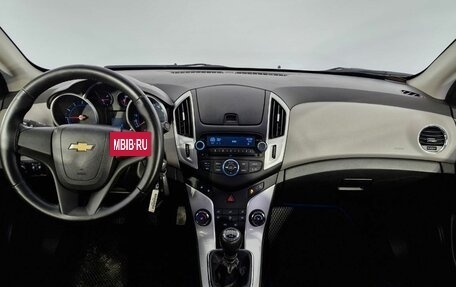Chevrolet Cruze II, 2014 год, 900 000 рублей, 18 фотография