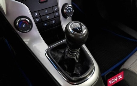 Chevrolet Cruze II, 2014 год, 900 000 рублей, 19 фотография