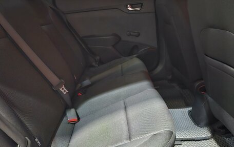 Hyundai Solaris II рестайлинг, 2017 год, 1 125 000 рублей, 14 фотография