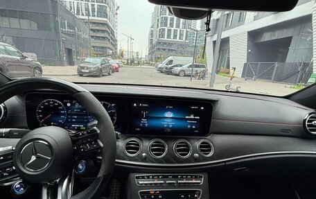 Mercedes-Benz E-Класс AMG, 2022 год, 6 840 000 рублей, 5 фотография