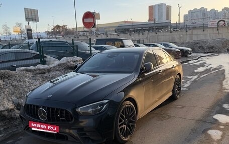 Mercedes-Benz E-Класс AMG, 2022 год, 6 840 000 рублей, 4 фотография