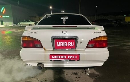 Nissan Laurel VIII, 1999 год, 400 000 рублей, 1 фотография