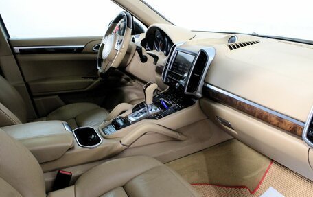 Porsche Cayenne III, 2010 год, 2 500 000 рублей, 10 фотография