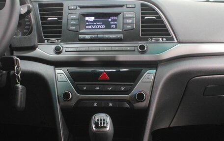 Hyundai Elantra VI рестайлинг, 2018 год, 1 275 000 рублей, 14 фотография