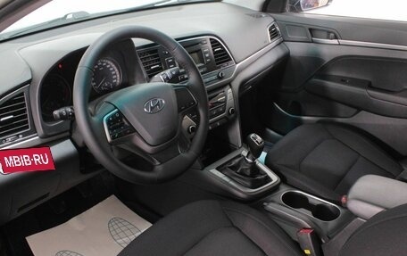 Hyundai Elantra VI рестайлинг, 2018 год, 1 275 000 рублей, 16 фотография