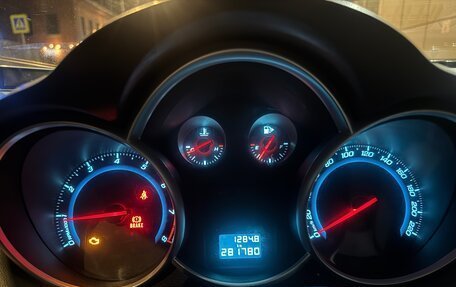 Chevrolet Cruze II, 2011 год, 490 000 рублей, 6 фотография