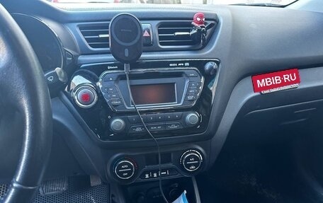 KIA Rio III рестайлинг, 2011 год, 700 000 рублей, 6 фотография