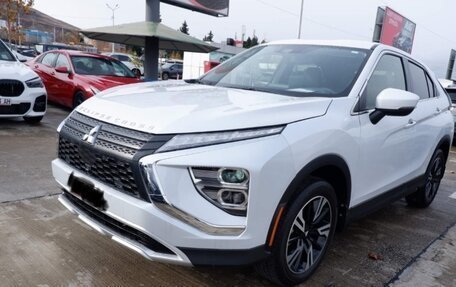 Mitsubishi Eclipse Cross, 2023 год, 2 250 000 рублей, 2 фотография