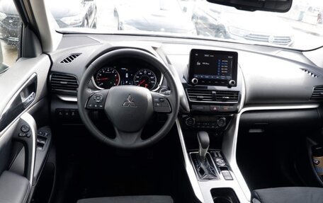 Mitsubishi Eclipse Cross, 2023 год, 2 250 000 рублей, 10 фотография