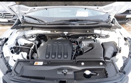 Mitsubishi Eclipse Cross, 2023 год, 2 250 000 рублей, 13 фотография