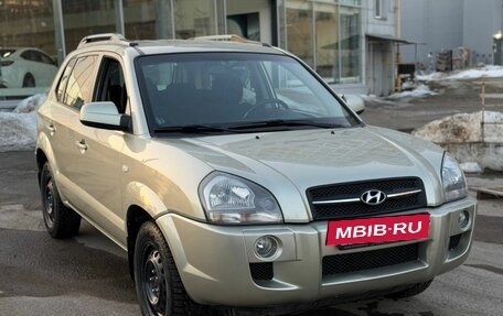 Hyundai Tucson III, 2007 год, 634 000 рублей, 2 фотография