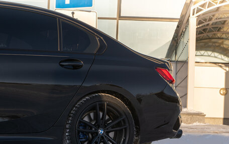 BMW 3 серия, 2019 год, 3 690 000 рублей, 15 фотография