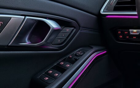 BMW 3 серия, 2019 год, 3 690 000 рублей, 20 фотография