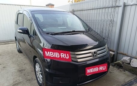 Honda Freed I, 2012 год, 900 000 рублей, 1 фотография