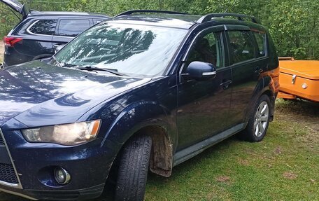 Mitsubishi Outlander III рестайлинг 3, 2011 год, 1 000 000 рублей, 13 фотография