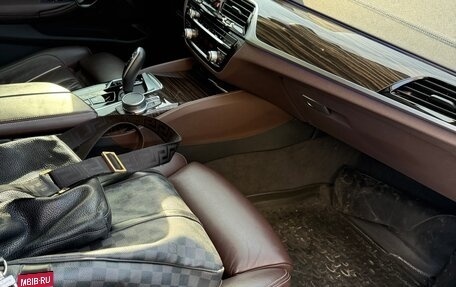 BMW 5 серия, 2021 год, 6 600 000 рублей, 10 фотография