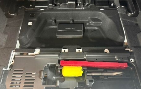 Mercedes-Benz GLB, 2023 год, 2 300 000 рублей, 23 фотография