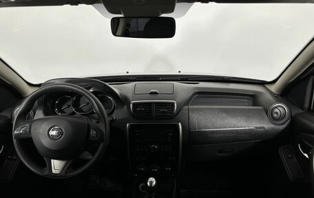 Nissan Terrano III, 2017 год, 950 000 рублей, 7 фотография