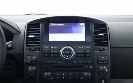 Nissan Pathfinder, 2011 год, 1 720 000 рублей, 14 фотография