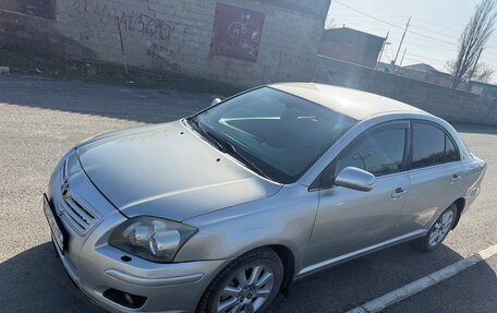 Toyota Avensis III рестайлинг, 2008 год, 690 000 рублей, 1 фотография