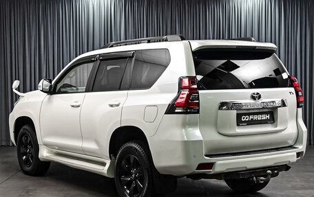 Toyota Land Cruiser Prado 150 рестайлинг 2, 2019 год, 4 717 000 рублей, 2 фотография