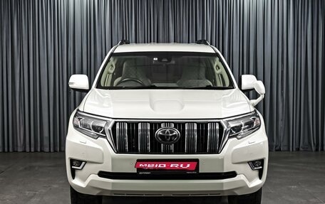 Toyota Land Cruiser Prado 150 рестайлинг 2, 2019 год, 4 717 000 рублей, 3 фотография