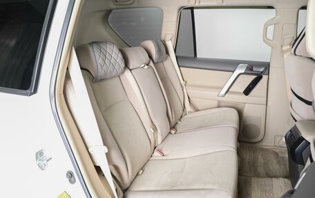 Toyota Land Cruiser Prado 150 рестайлинг 2, 2019 год, 4 717 000 рублей, 9 фотография