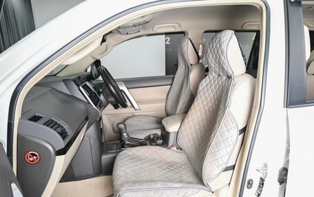 Toyota Land Cruiser Prado 150 рестайлинг 2, 2019 год, 4 717 000 рублей, 8 фотография