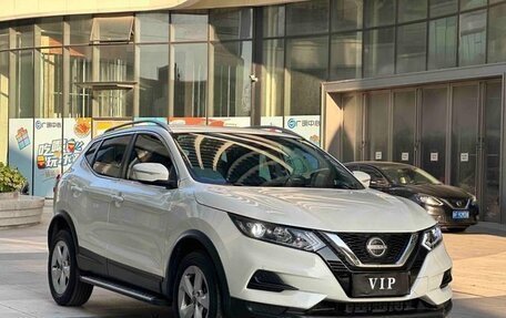 Nissan Qashqai, 2023 год, 1 600 000 рублей, 2 фотография