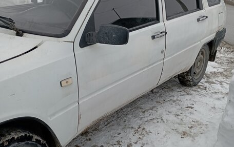 ИЖ 2126 «Ода», 2003 год, 65 000 рублей, 2 фотография