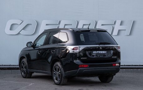 Mitsubishi Outlander III рестайлинг 3, 2012 год, 1 030 000 рублей, 2 фотография