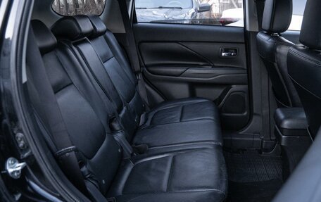 Mitsubishi Outlander III рестайлинг 3, 2012 год, 1 030 000 рублей, 7 фотография