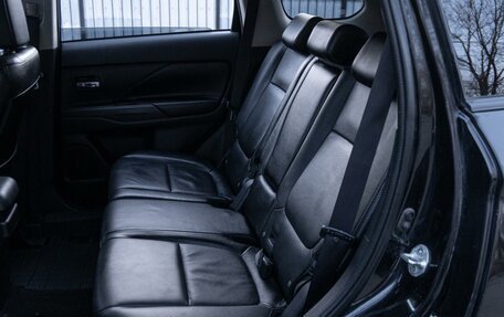 Mitsubishi Outlander III рестайлинг 3, 2012 год, 1 030 000 рублей, 9 фотография