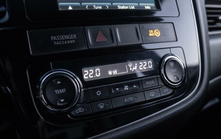 Mitsubishi Outlander III рестайлинг 3, 2012 год, 1 030 000 рублей, 14 фотография