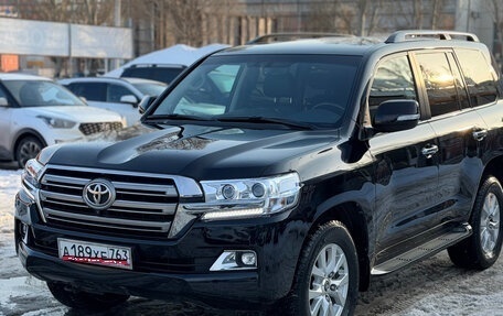 Toyota Land Cruiser 200, 2018 год, 7 500 000 рублей, 1 фотография