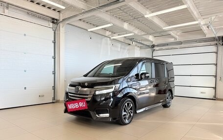 Honda Stepwgn IV, 2019 год, 2 629 000 рублей, 2 фотография