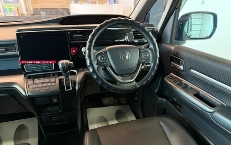 Honda Stepwgn IV, 2019 год, 2 629 000 рублей, 15 фотография