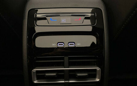 Volkswagen Tiguan, 2025 год, 5 150 000 рублей, 10 фотография