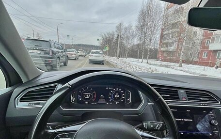 Volkswagen Tiguan II, 2020 год, 2 900 000 рублей, 5 фотография