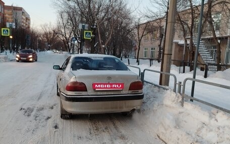 Toyota Avensis III рестайлинг, 2001 год, 400 000 рублей, 3 фотография