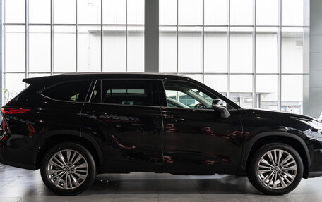 Toyota Highlander, 2025 год, 5 690 000 рублей, 5 фотография