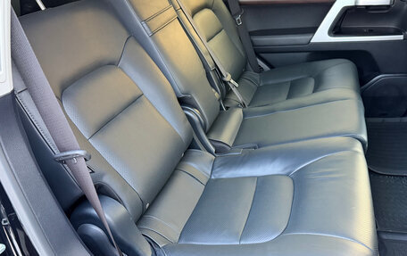 Toyota Land Cruiser 200, 2018 год, 7 500 000 рублей, 28 фотография